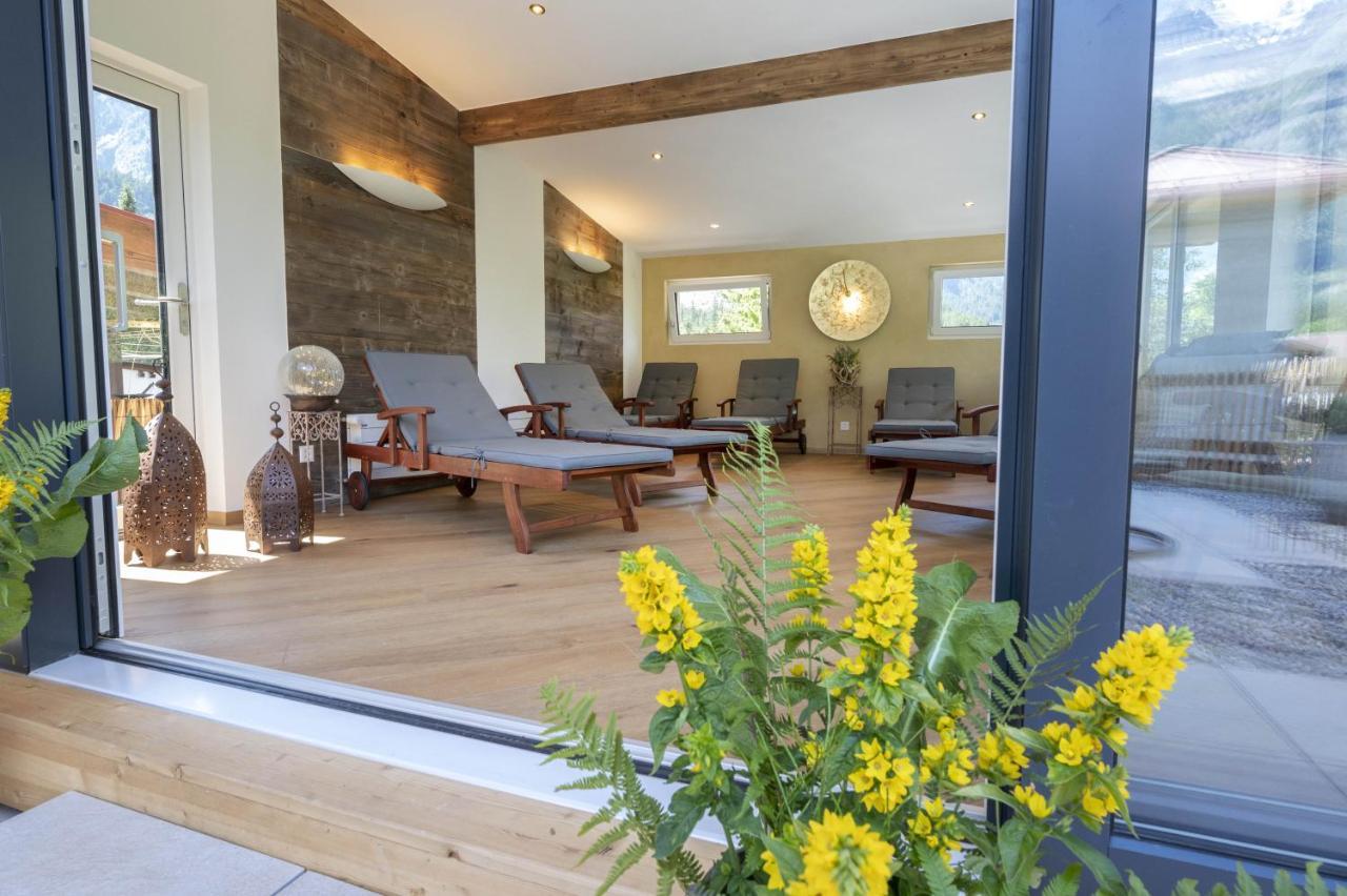 Seilers Vintage Hotel & Spa Kandersteg Bagian luar foto