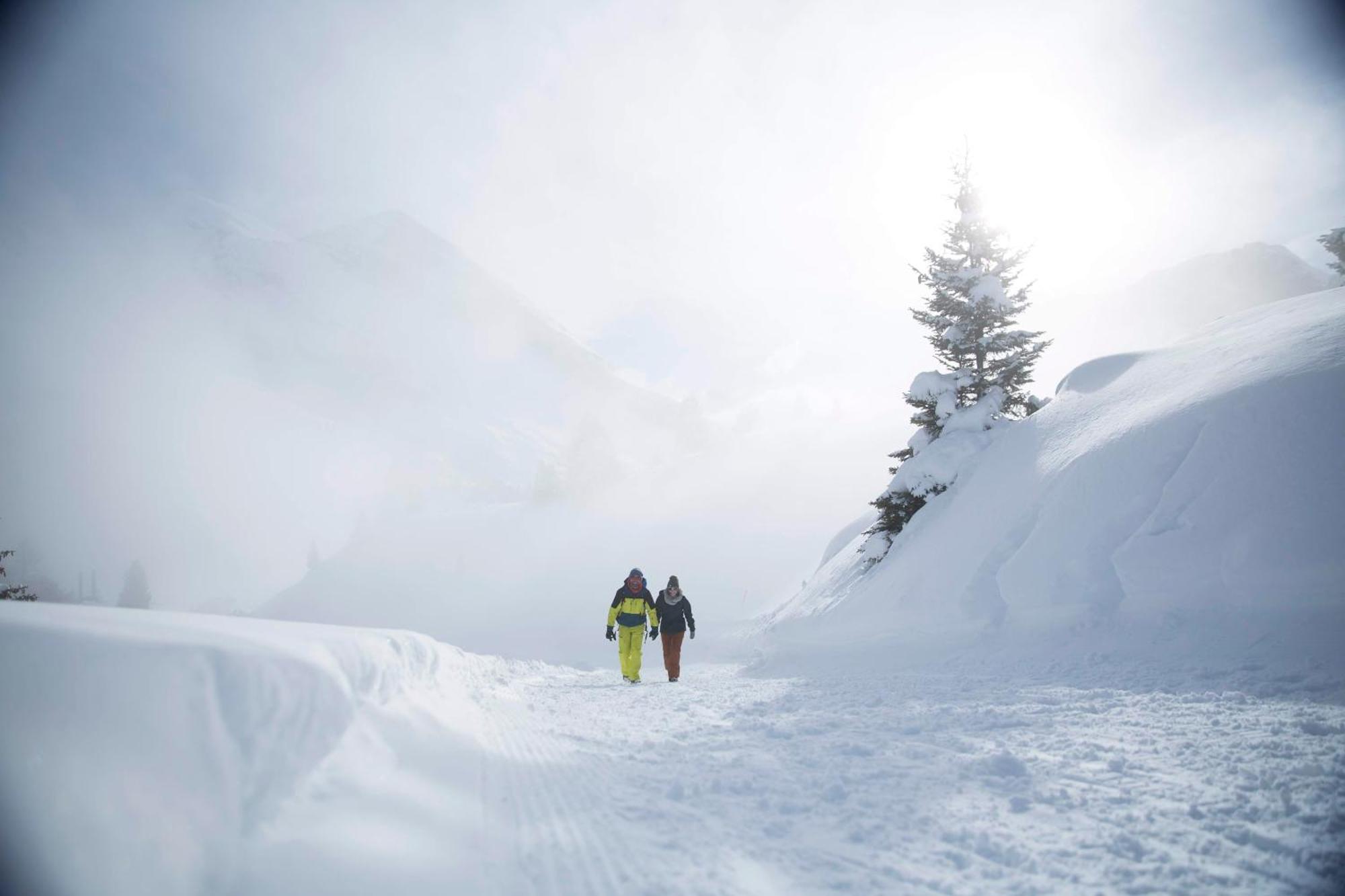 Seilers Vintage Hotel & Spa Kandersteg Bagian luar foto